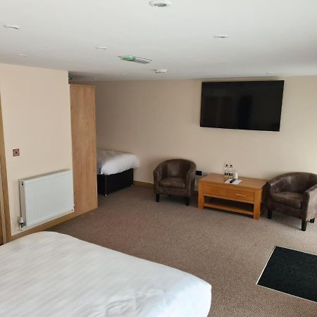 Briars Hall Hotel Burscough Экстерьер фото