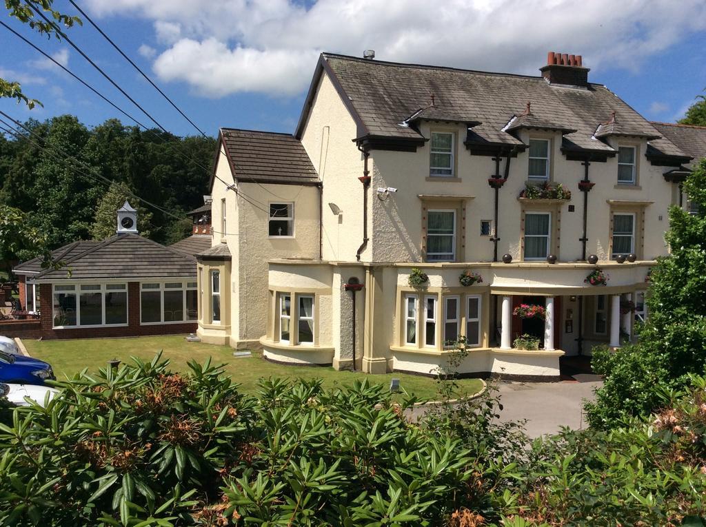 Briars Hall Hotel Burscough Экстерьер фото